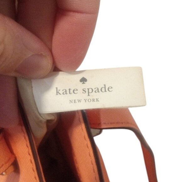 kate spade | coral | Cedar Street Medium Harmony - Picture 7 of 9